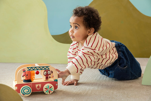 Lilliputiens Drewniany wózek do ciągnięcia Wóz strażacki Lew Jack 12 m+