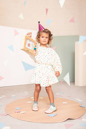 LILLIPUTIENS Drewniana animowana pozytywka Telewizor 10 m+