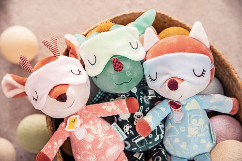 LILLIPUTIENS Przytulanka do spania z elementami fluorescencyjnymi Sarenka Stella 6m+