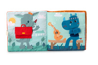 LILLIPUTIENS Miękka książeczka aktywizująca z mini-komforterem „Stella i jej przytulanka” 12 m+